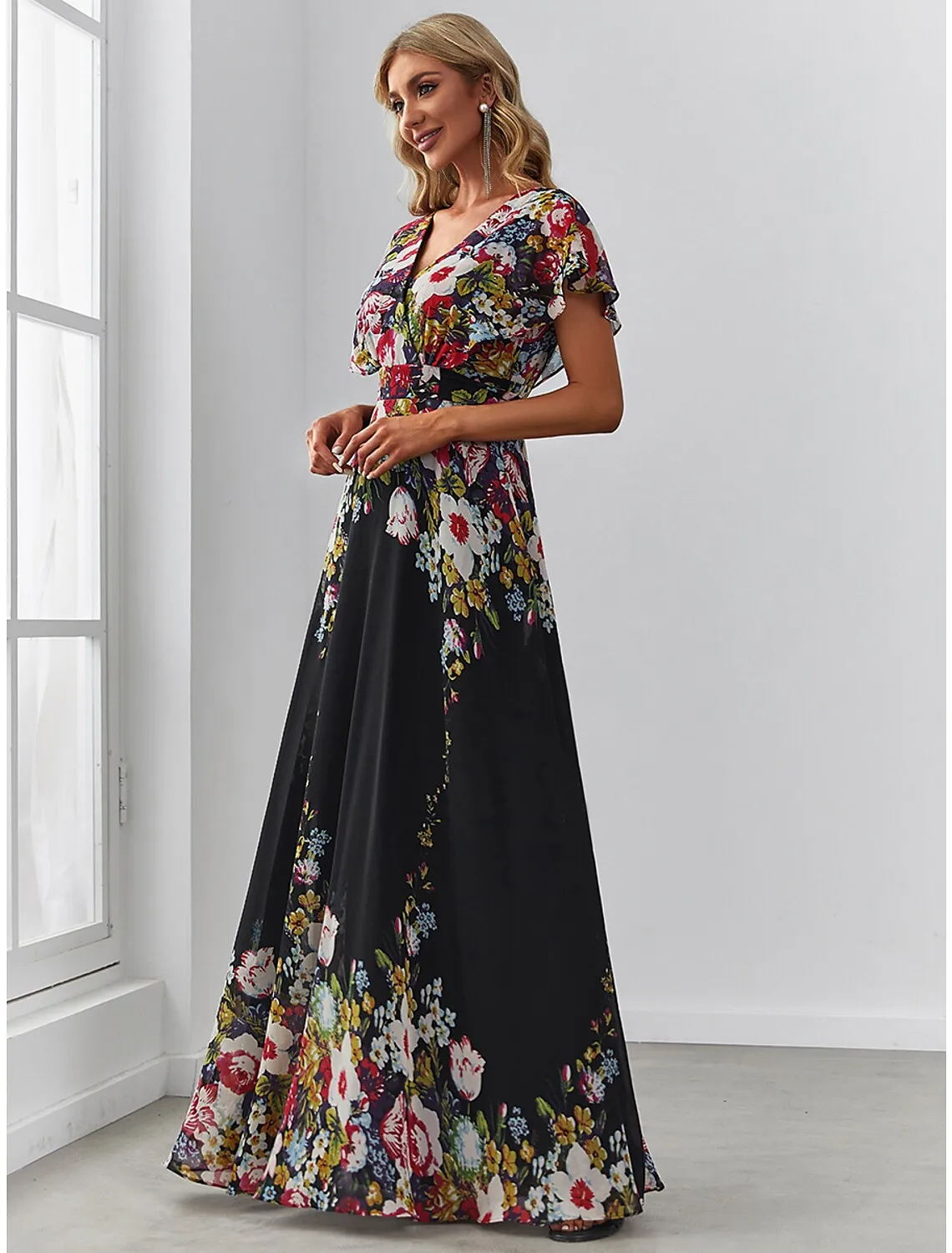 A-Line Evening Gown Elegant Dress Floor Length Short Sleeve V Neck Chiffon with Pattern
