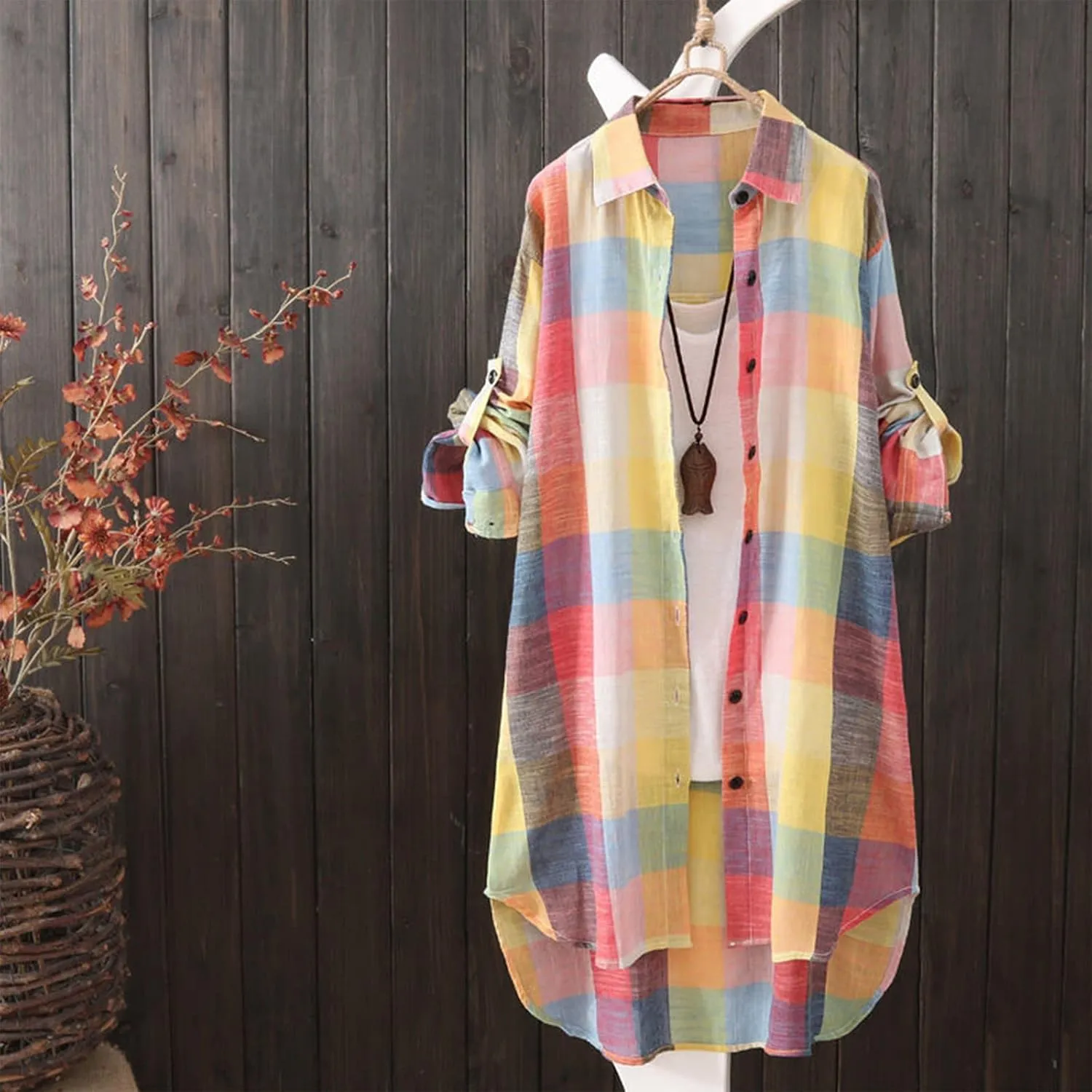Womens Oversized Button Down Plaid Shacket Shirt with Pockets Roll Up Long Sleeve Casual Boyfriend Tunic Blouse Top